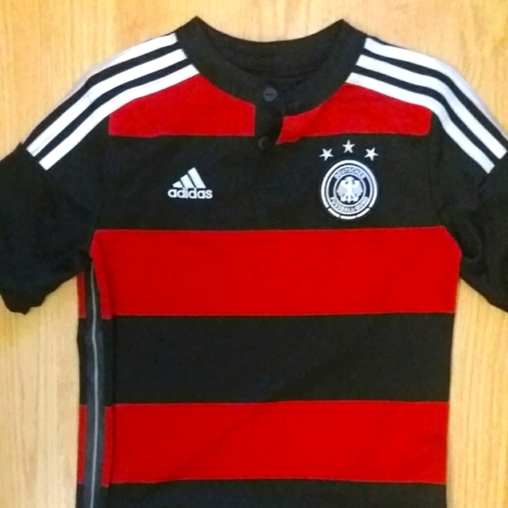 ADIDAS GERMANY YOUTH JERSEY FIFA WORLD CUP 2014 - Picture 3 of 7
